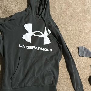 Men’s underamour hoodie
